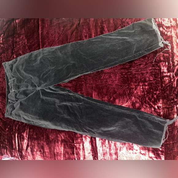 Harley Davidson matching vest/ pant set - Picture 6 of 11